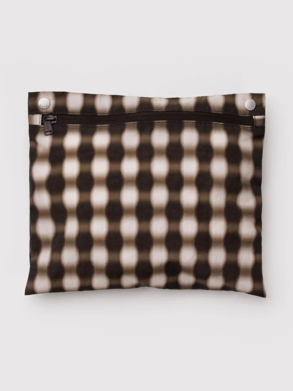 Baggu Cloud Carry On in Blurred Gingham Brown - Picture 4 of 10